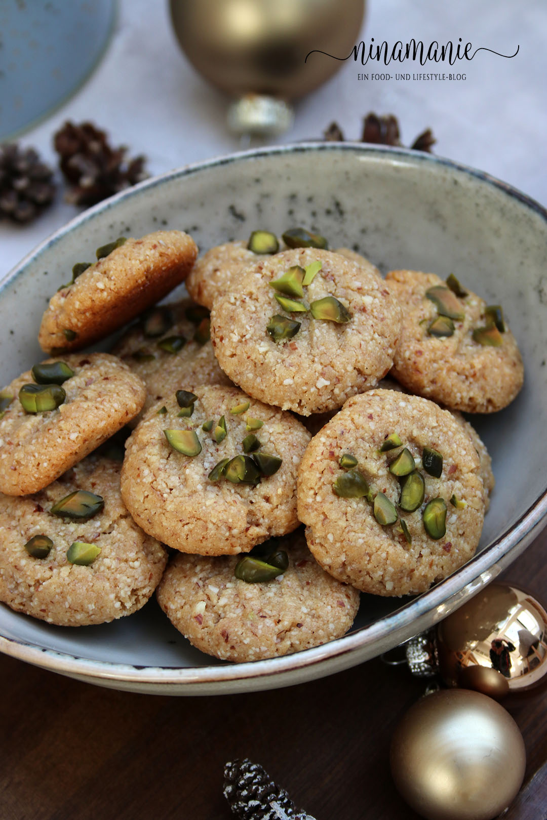 Mandel-Tahin-Taler