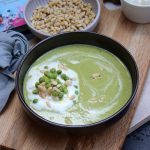 Erbsen-Minz-Suppe mit Pinienkernen