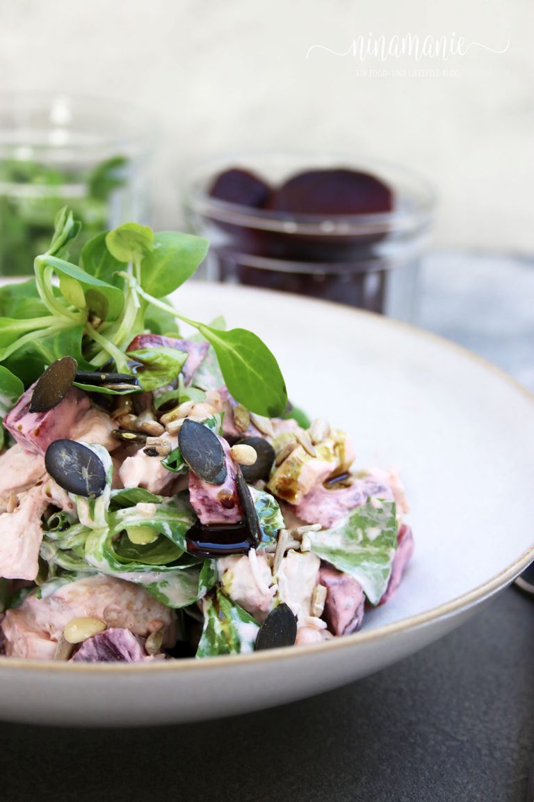 Hühnchensalat mit Roter Beete und Feldsalat - Ninamanie Hühnchensalat mit Roter Beete und Feldsalat - Ninamanie
