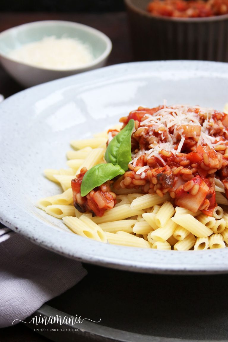 Pasta mit Linsen-Bolognese - vegetarisch lecker! - Ninamanie Pasta mit Linsen-Bolognese - vegetarisch lecker! - Ninamanie