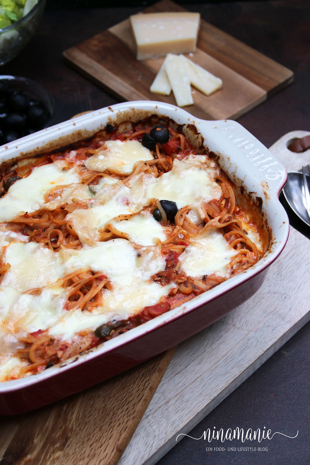 Oven-Baked-Spaghetti mit Tomaten-Tunfisch-Soße