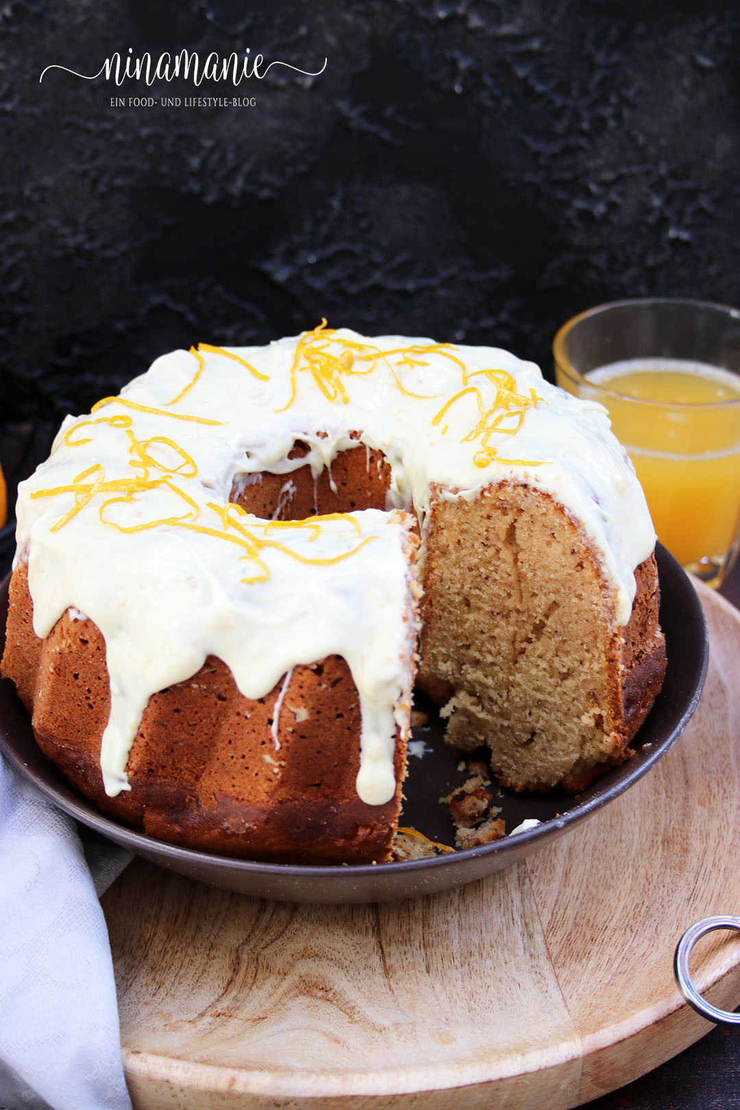 Orangen-Dattel-Gugelhupf zum Tag des Gugelhupfs 2022 - Ninamanie Orangen-Dattel-Gugelhupf zum Tag des Gugelhupfs 2022 - Ninamanie
