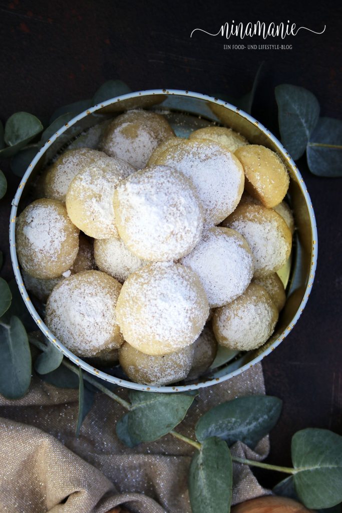 Coconut Lime Snowballs