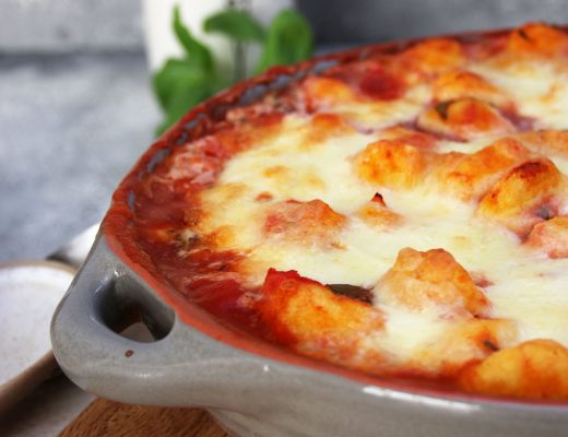 Gnocchi-Tomaten-Mozzarella-Auflauf
