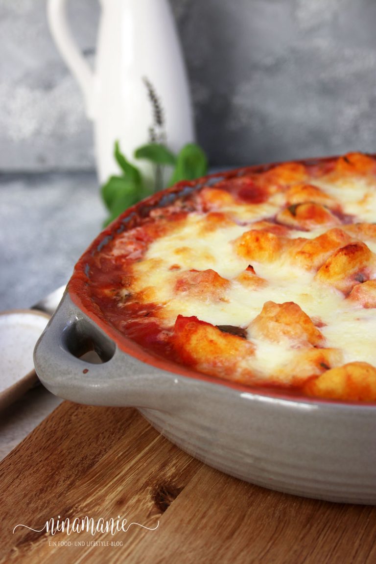Gnocchi-Tomaten-Mozzarella-Auflauf - Ninamanie Gnocchi-Tomaten-Mozzarella-Auflauf - Ninamanie
