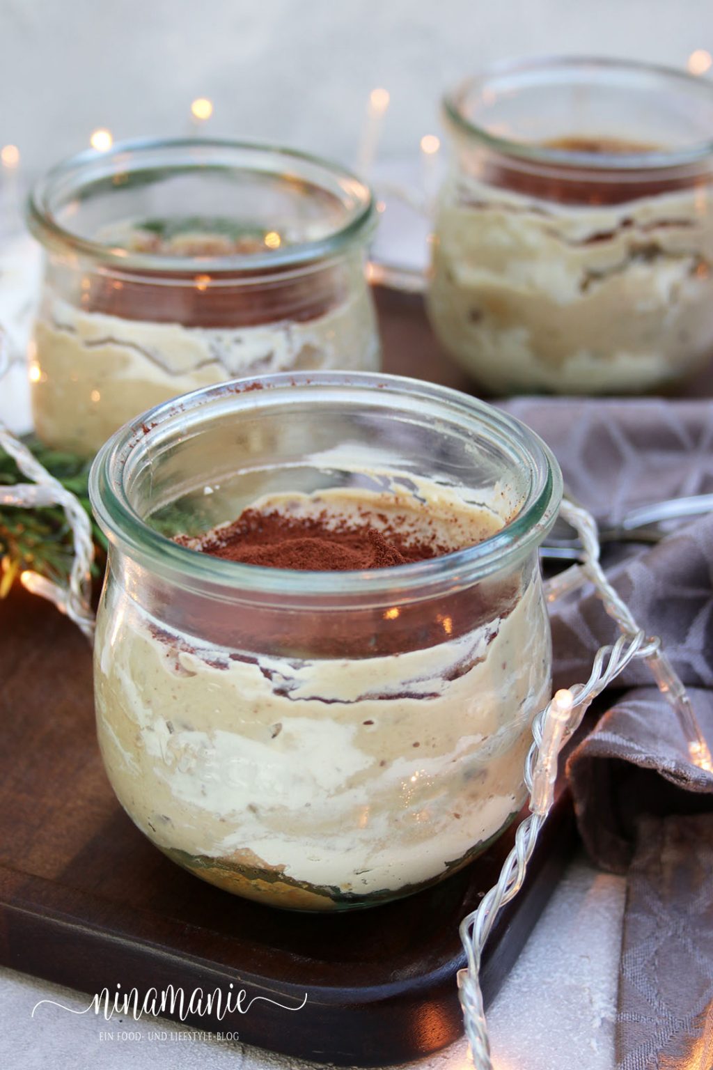 Maronen-Tiramisu - eine feine Variante des Dessert-Klassikers - Ninamanie Maronen-Tiramisu - eine feine Variante des Dessert-Klassikers - Ninamanie