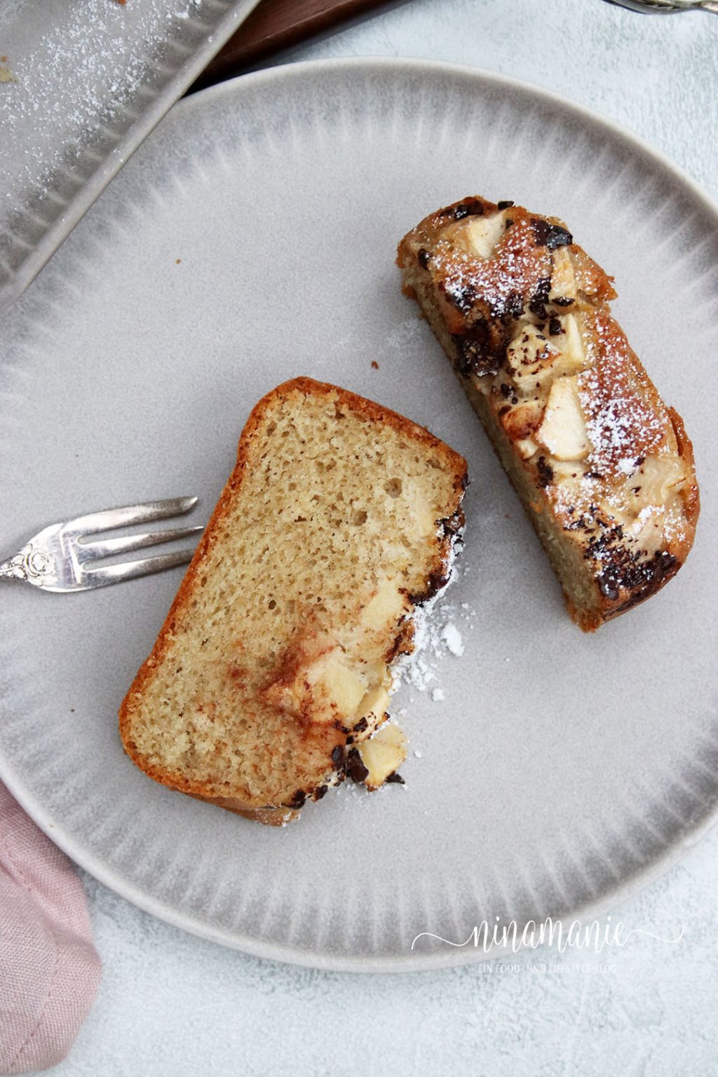 Apfel-Kastenkuchen - zart und super lecker! - Ninamanie