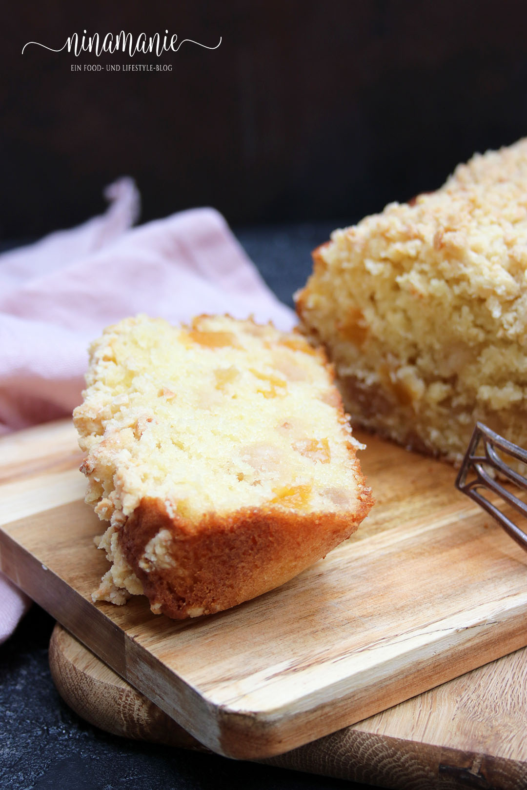 Aprikosen-Kastenkuchen mit Streuseln - Ninamanie