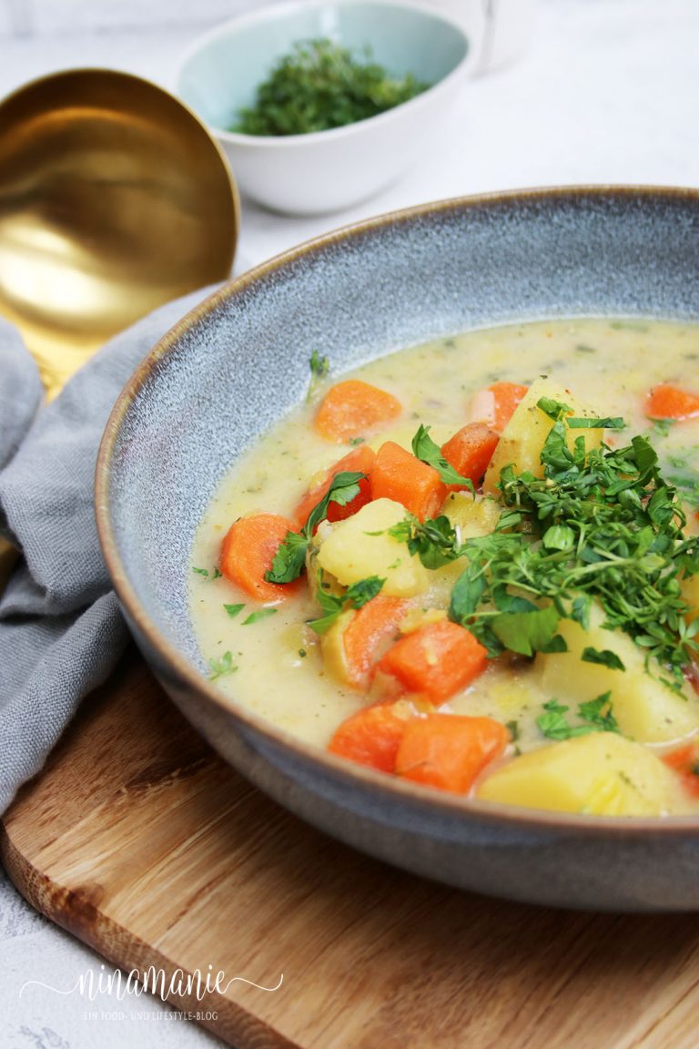 Kartoffel-Karotten-Eintopf mit Ziegenfrischkäse - Ninamanie Kartoffel-Karotten-Eintopf mit Ziegenfrischkäse - Ninamanie