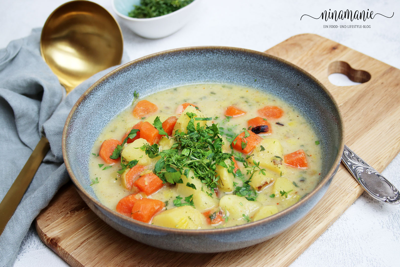 Kartoffel-Karotten-Eintopf mit Ziegenfrischkäse - Ninamanie