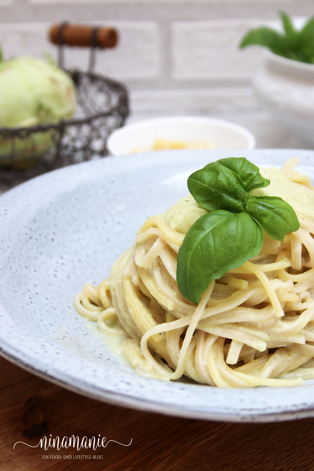 Pasta mit cremiger Brokkoli-Kohlrabi-Soße - Ninamanie Pasta mit cremiger Brokkoli-Kohlrabi-Soße - Ninamanie
