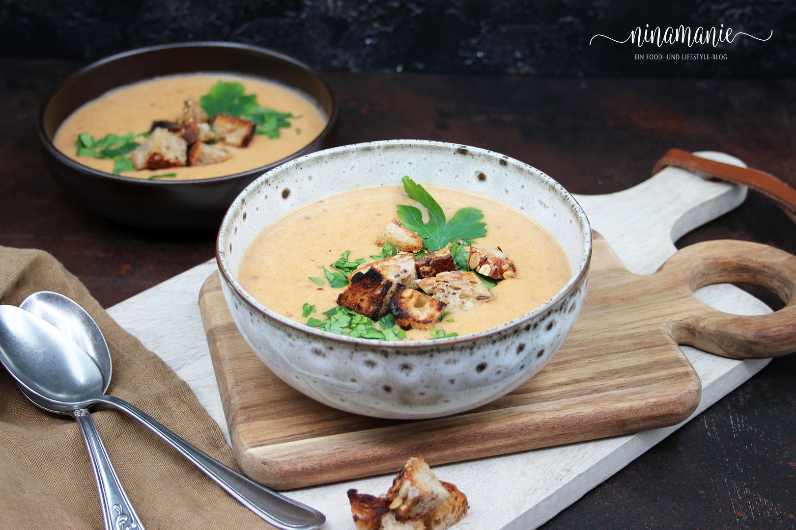Brotsuppe mit Champignons - feine Resteküche - Ninamanie Brotsuppe mit Champignons - feine Resteküche - Ninamanie