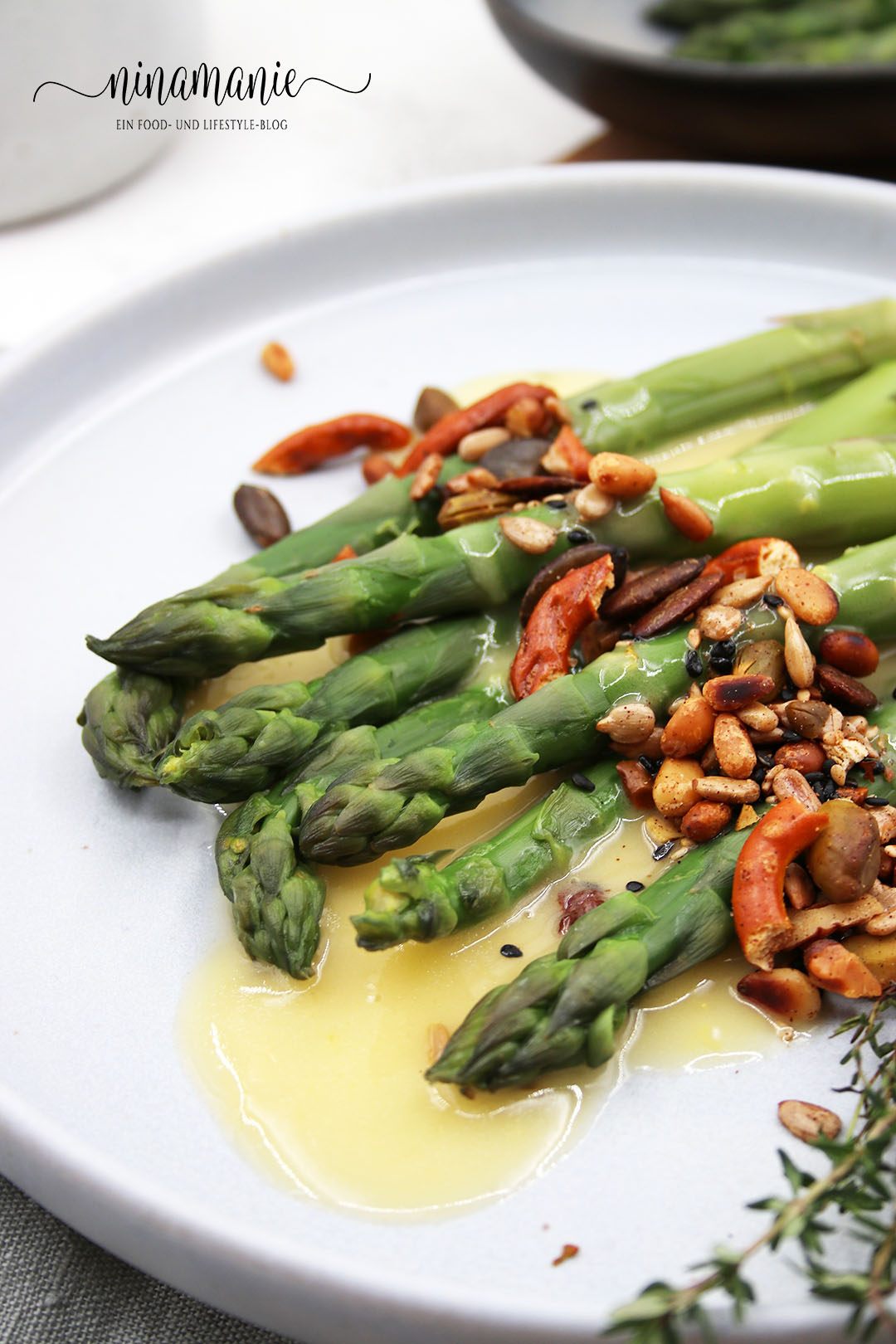 Spargel mit Orangenbuttersauce