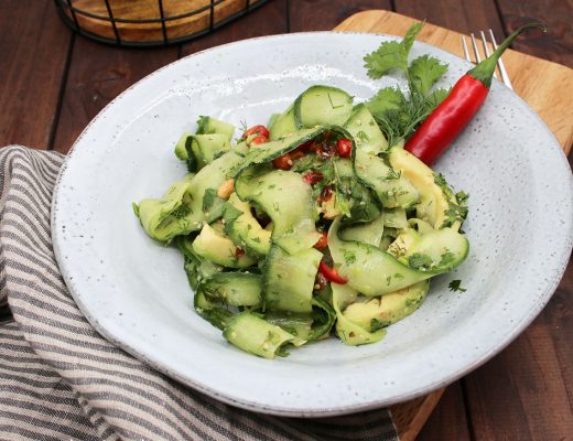 Gurken-Avocado-Salat - Asia-Style
