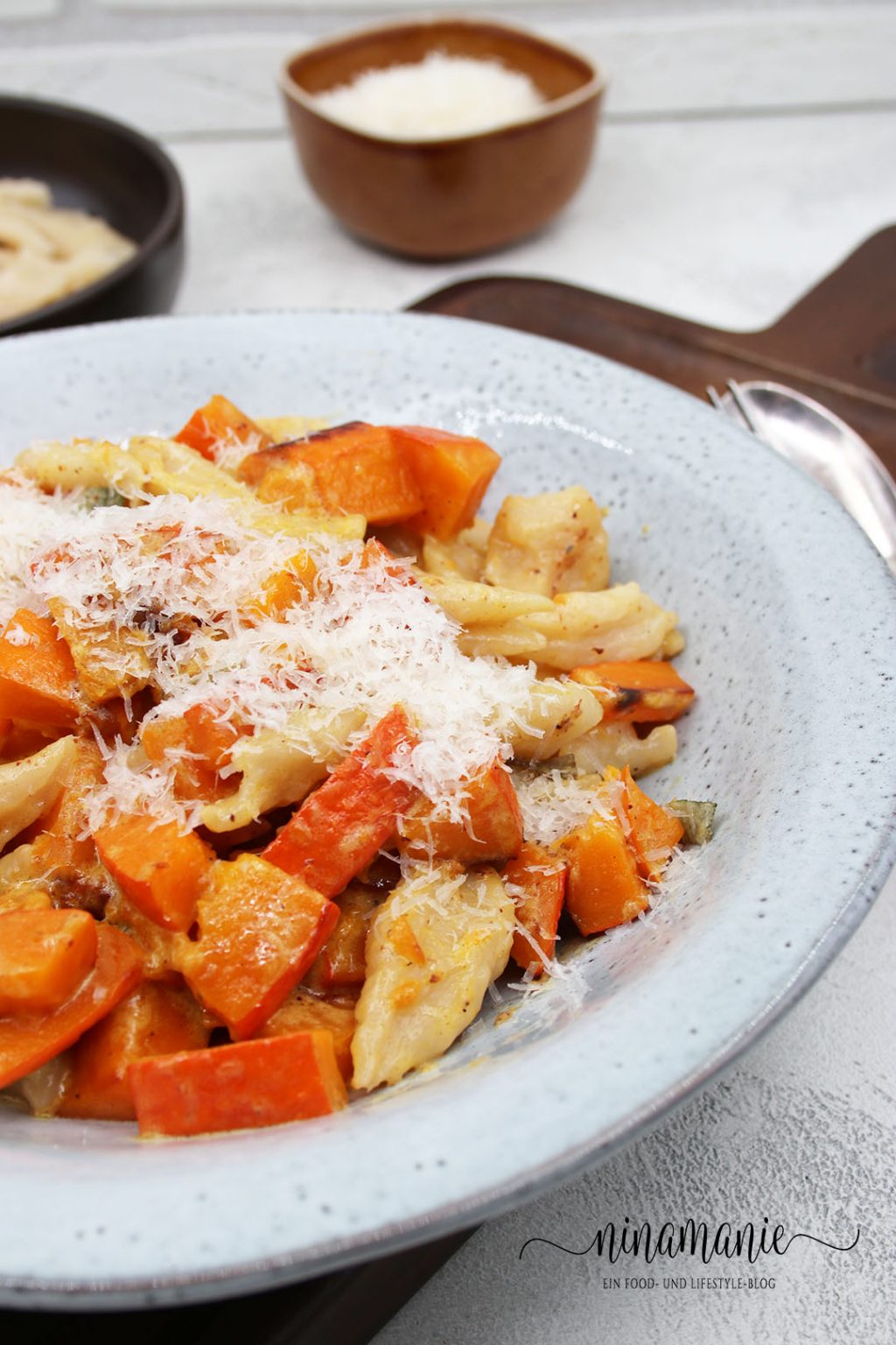 Scherennudeln mit Kürbis - praktischer Foodie-Trend - Ninamanie