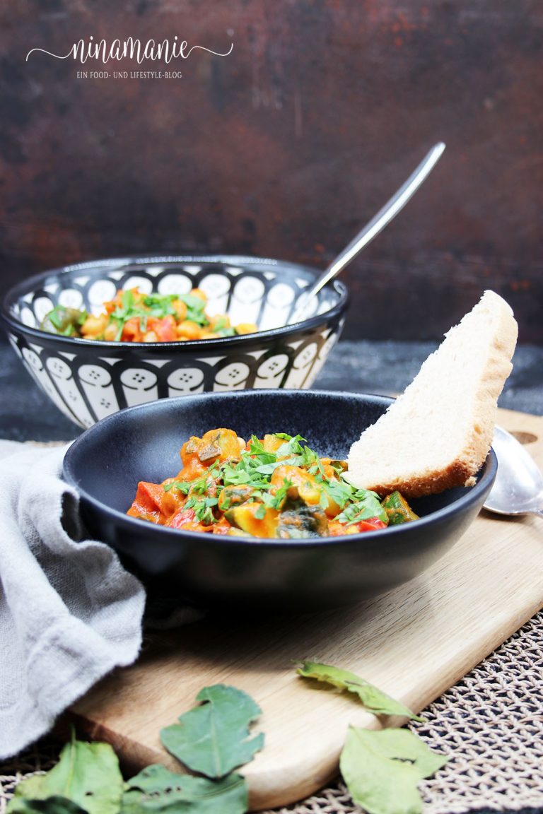 Kichererbsen-Zucchini-Tomaten-Eintopf - Ninamanie