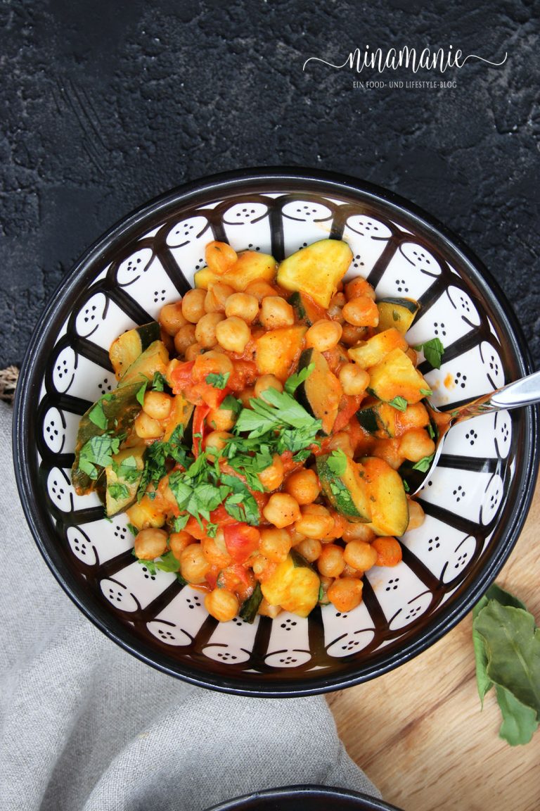 Kichererbsen-Zucchini-Tomaten-Eintopf - Ninamanie