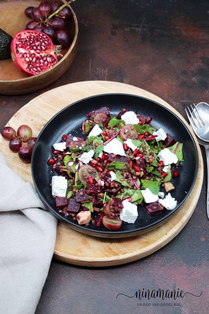 Linsensalat mit Rote Bete, Trauben und Feta