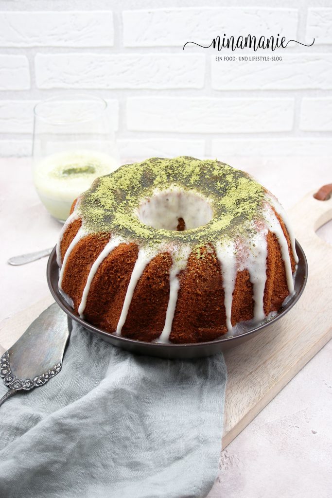 Matcha-Latte-Gugelhupf