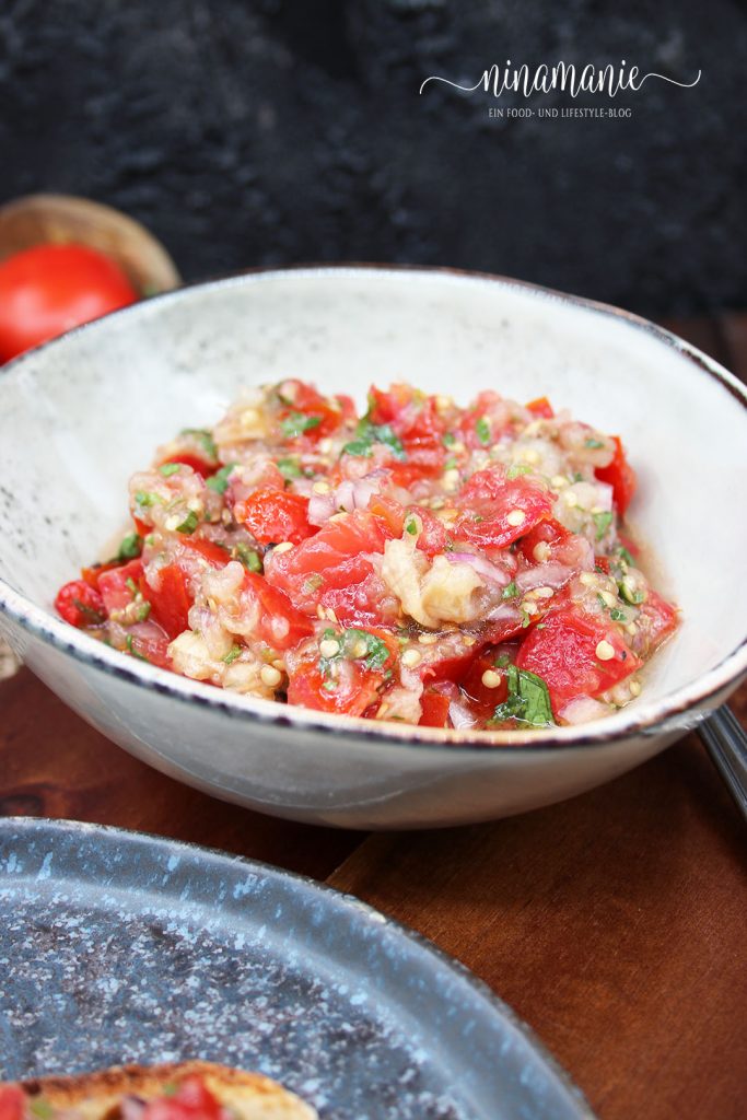 Auberginen-Tomaten-Aufstrich