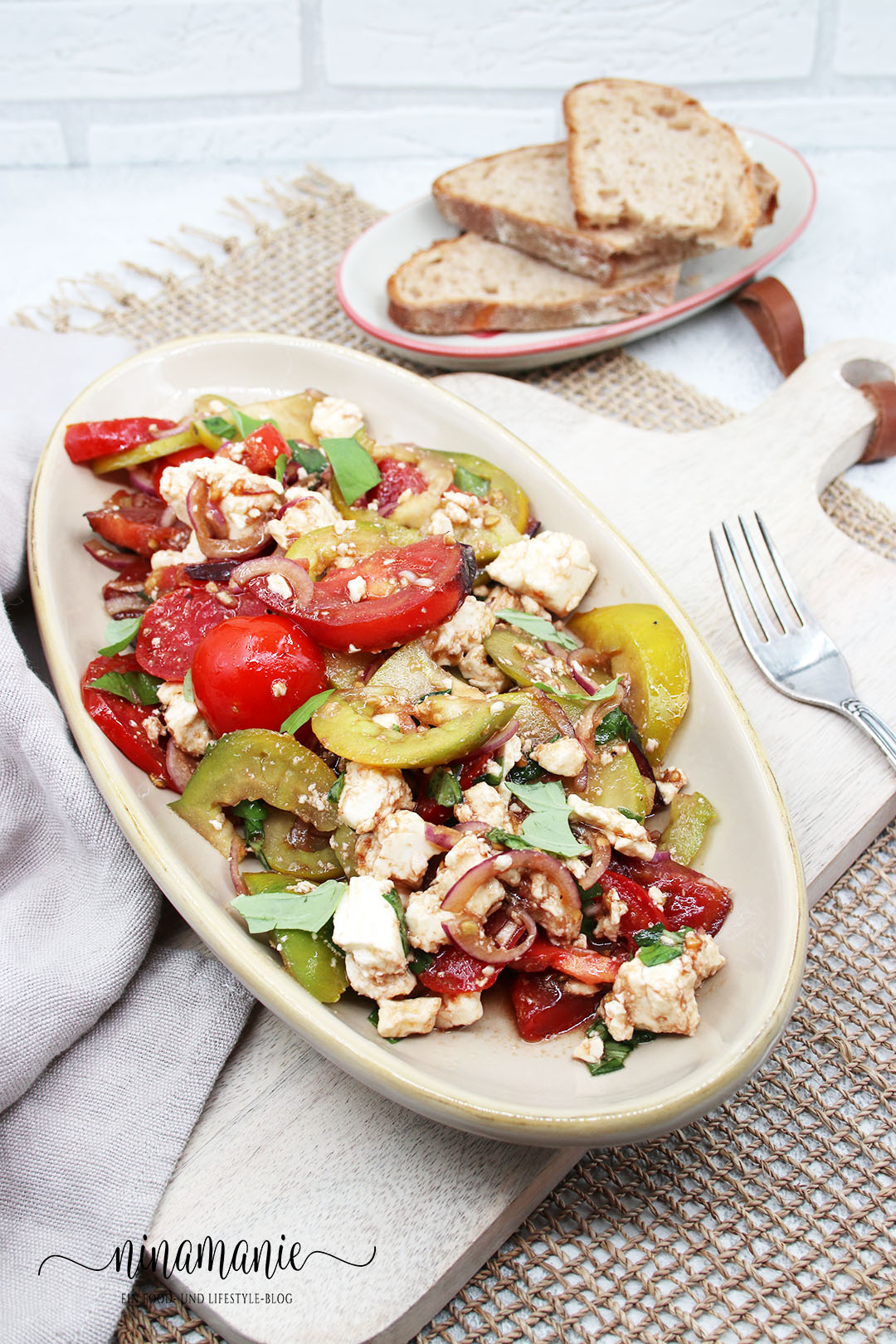 Tomaten-Feta-Salat