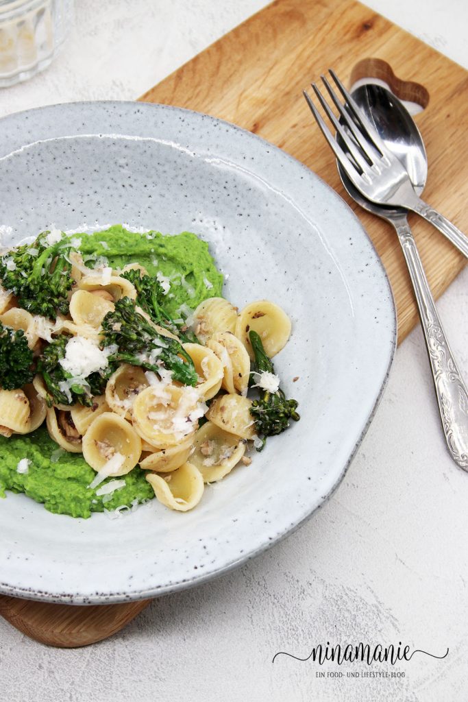Pasta mit Stängelbrokkoli